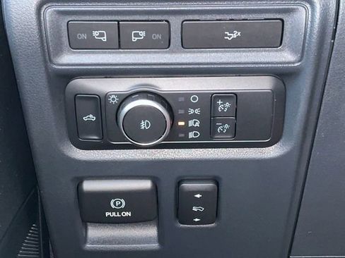 Used 2022 Ford F150 Lariat image 29