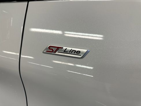 Certified 2023 Ford Explorer ST-Line w/ Class IV Trailer Tow Package image 11