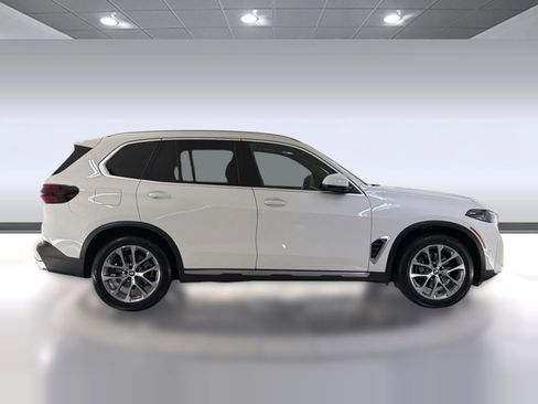 Used 2026 BMW X5 sDrive40i w/ Premium Package RWD image 7