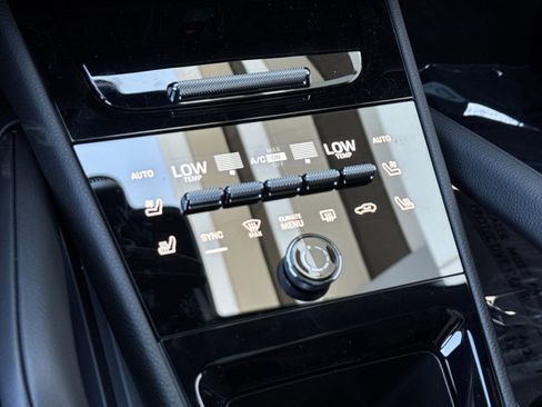 New 2026 Porsche Cayenne AWD/4WD image 19