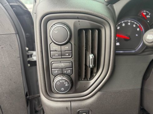 Used 2024 Chevrolet Silverado 1500 Custom Trail Boss w/ LPO, Dark Essentials Package image 18