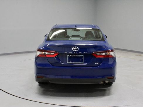 Used 2023 Toyota Camry LE w/ Convenience Package FWD image 9