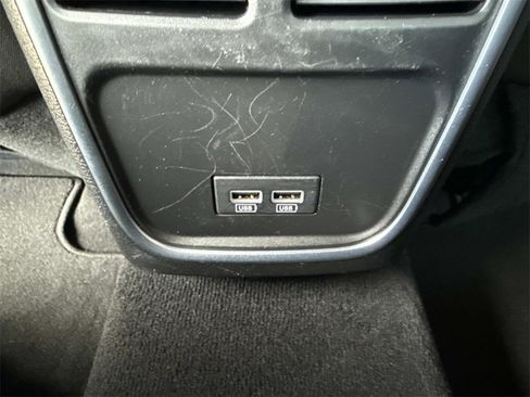 Used 2022 Dodge Charger SXT w/ Driver Convenience Group image 23