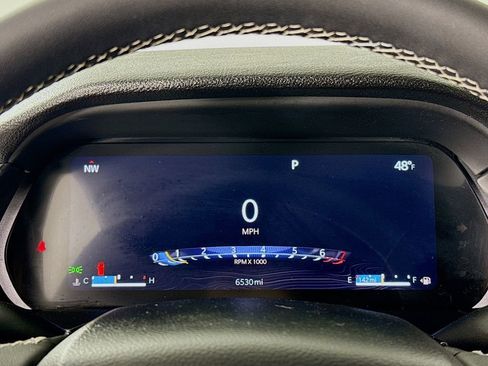 Used 2024 Jeep Grand Cherokee L Laredo image 14