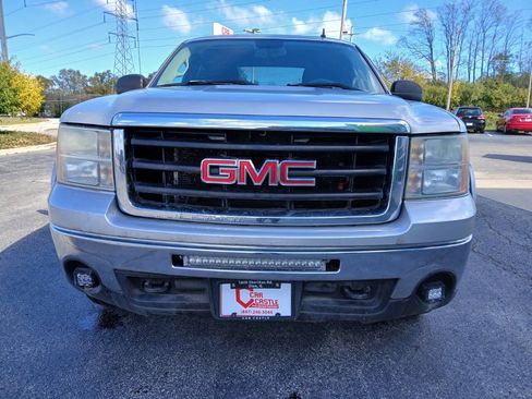 Used 2010 GMC Sierra 1500 SL image 2