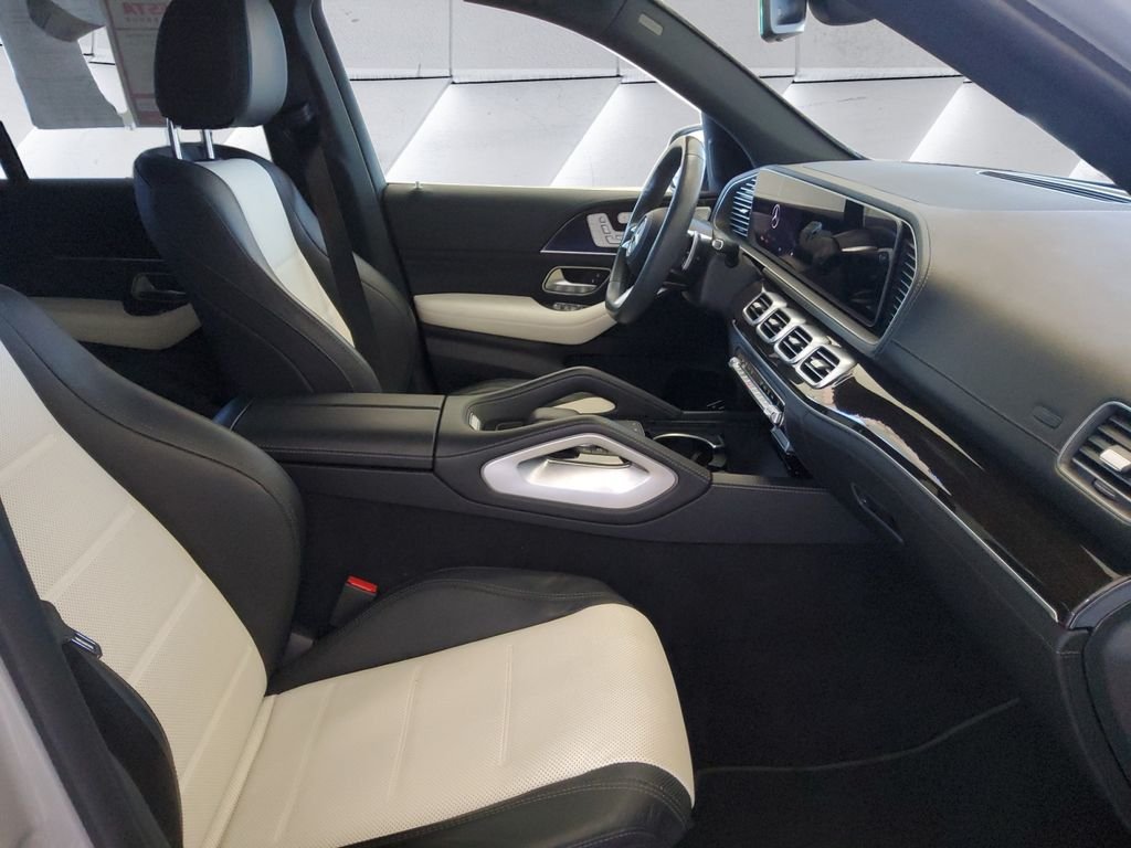 Used 2024 Mercedes-Benz GLE 350 4MATIC image 13