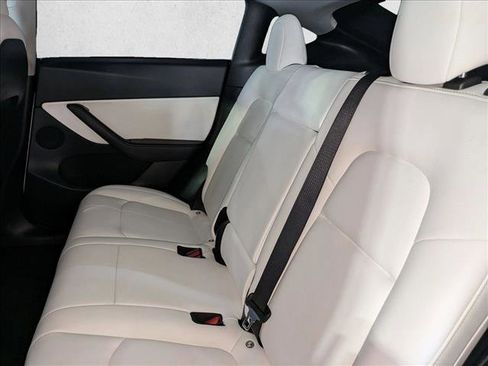 Used 2021 Tesla Model Y Performance image 20