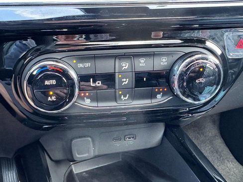 New 2026 Chevrolet Trax RS FWD image 37