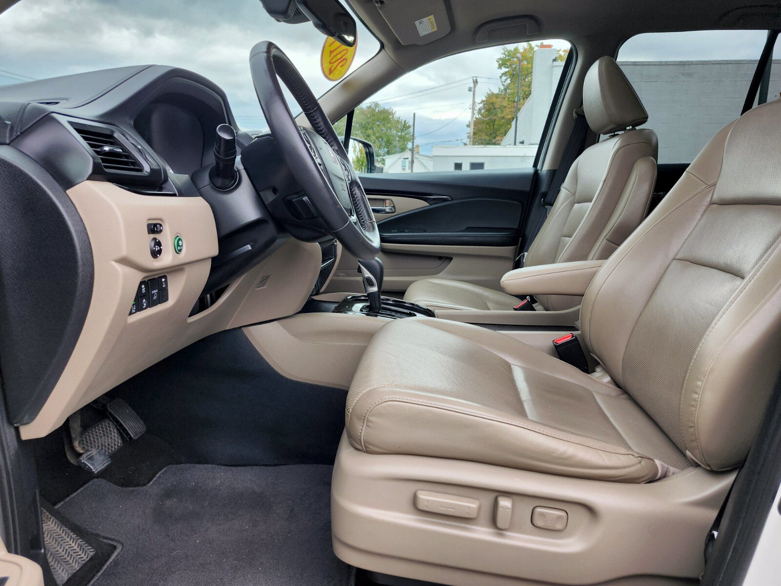Used 2017 Honda Ridgeline RTL-E image 17