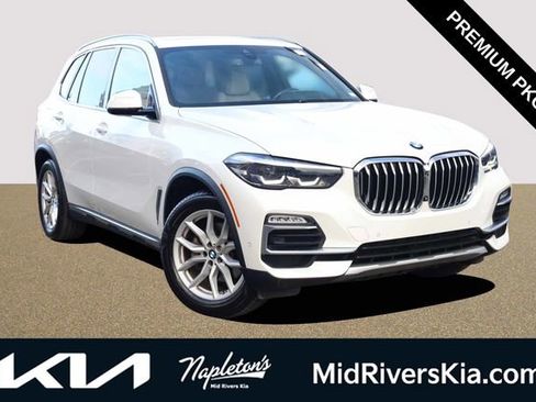 Used 2021 BMW X5 xDrive40i w/ Premium Package 2 image 1