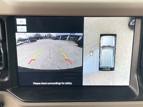 Used 2022 Ford Bronco Wildtrak image 14