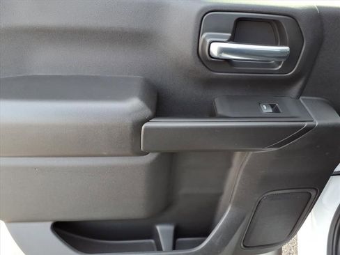 Used 2025 Chevrolet Silverado 2500 Custom image 34