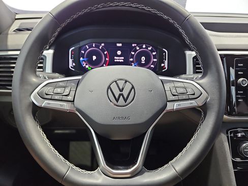 Certified 2023 Volkswagen Atlas Cross Sport SE FWD image 21