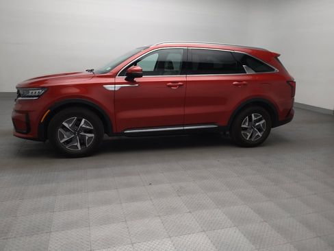 Used 2021 Kia Sorento EX image 2