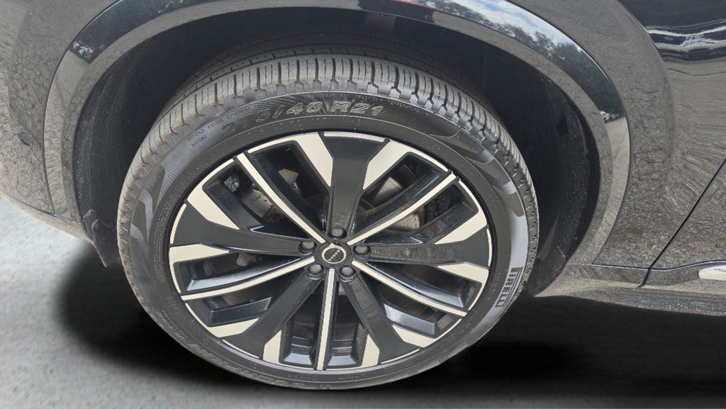 Used 2025 Volvo XC90 B6 Plus AWD/4WD image 26