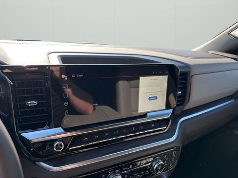 New 2026 GMC Sierra 1500 SLT image 33