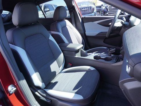 Used 2024 Buick Envista Preferred w/ Convenience II Package image 12