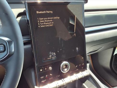 New 2026 GMC Terrain AT4 w/ Technology Package II image 11