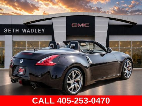 Used 2013 Nissan 370Z Touring w/ Sport Pkg RWD image 7