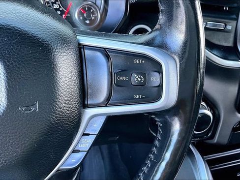 Used 2020 RAM 1500 Big Horn AWD/4WD image 11
