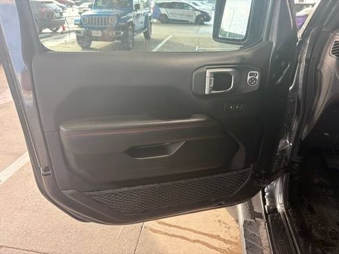 Used 2021 Jeep Gladiator Rubicon AWD/4WD image 8