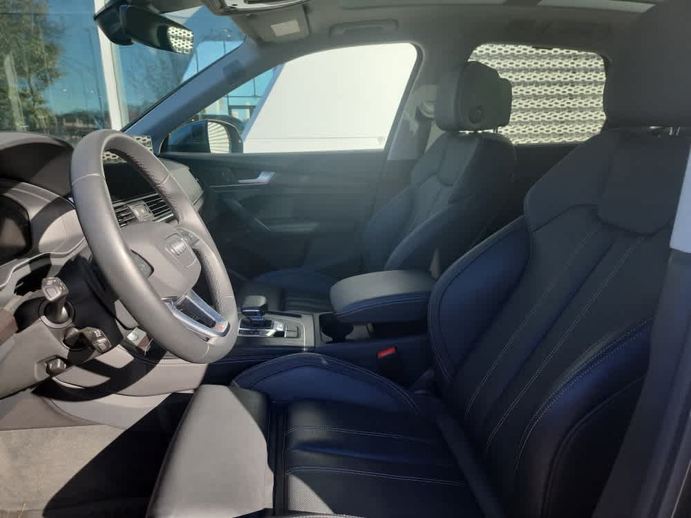 Used 2024 Audi Q5 2.0T Premium Plus w/ Premium Plus Package AWD/4WD image 10