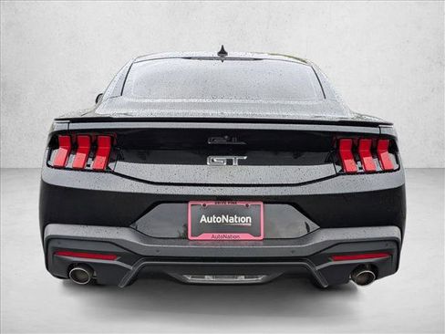 Used 2024 Ford Mustang GT RWD image 7