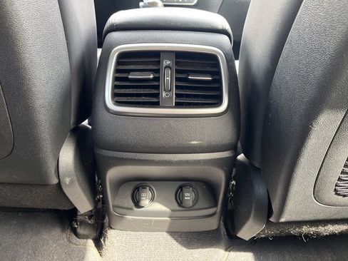 Used 2017 Kia Sorento LX w/ LX Convenience Package AWD/4WD image 25