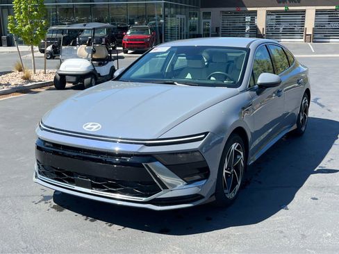 New 2026 Hyundai Sonata SEL AWD/4WD image 2