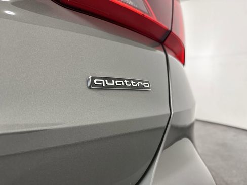 Used 2025 Audi Q3 2.0T Premium image 19