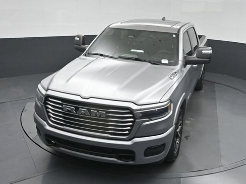Used 2025 RAM 1500 Laramie AWD/4WD image 44