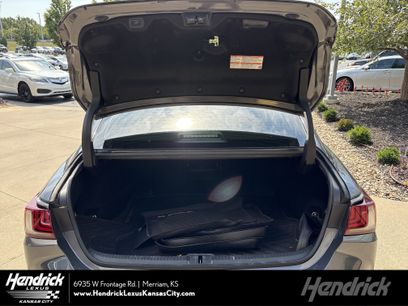 Certified 2023 Lexus ES 350 F Sport w/ Accessory Package (Z2)