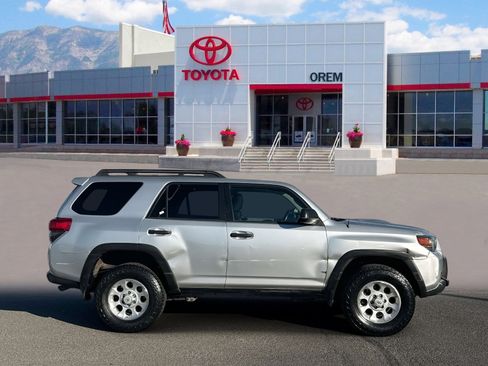 Used 2011 Toyota 4Runner Trail image 3