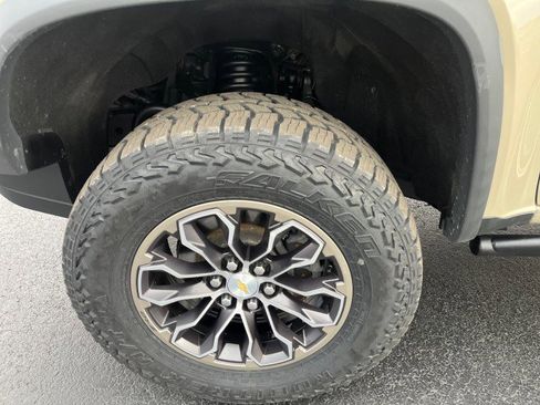Used 2021 Chevrolet Colorado ZR2 AWD/4WD image 25