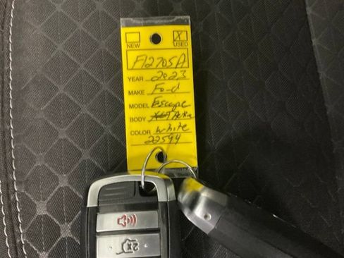 Used 2023 Ford Escape Active AWD/4WD image 17
