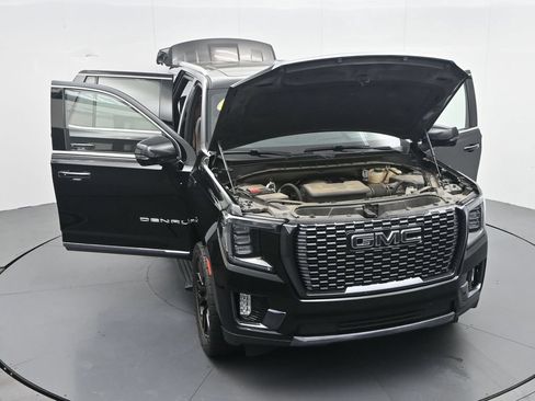 Used 2023 GMC Yukon Denali Ultimate AWD/4WD image 33