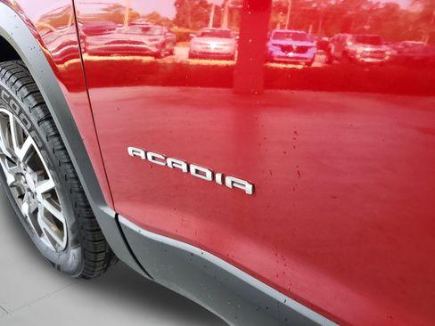Used 2020 GMC Acadia SLE w/ Driver Convenience Package FWD image 32