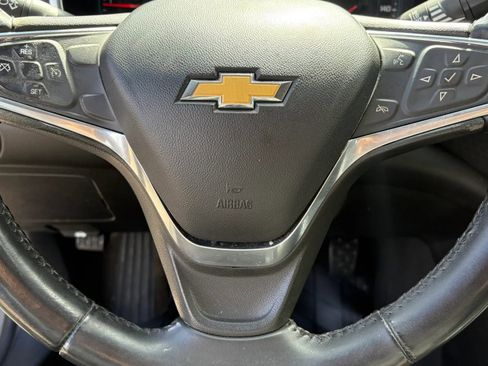 Used 2018 Chevrolet Malibu LT image 17