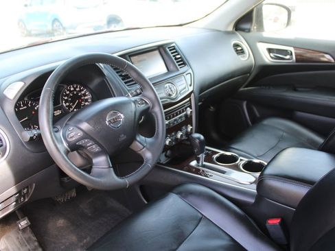 Used 2015 Nissan Pathfinder SL w/ Cargo Package image 23