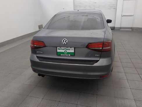 Used 2018 Volkswagen Jetta Wolfsburg Edition FWD image 7