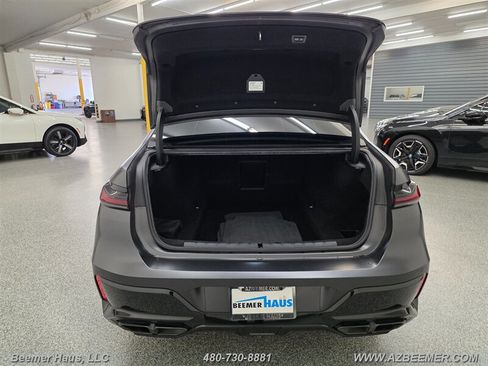 Used 2023 BMW 760i xDrive AWD/4WD image 10