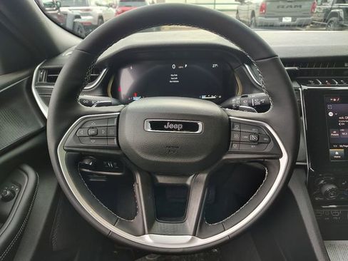 New 2025 Jeep Grand Cherokee L Laredo AWD/4WD image 13