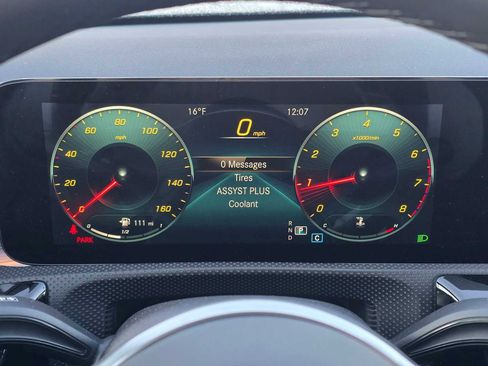 Used 2022 Mercedes-Benz A 220 4MATIC image 25