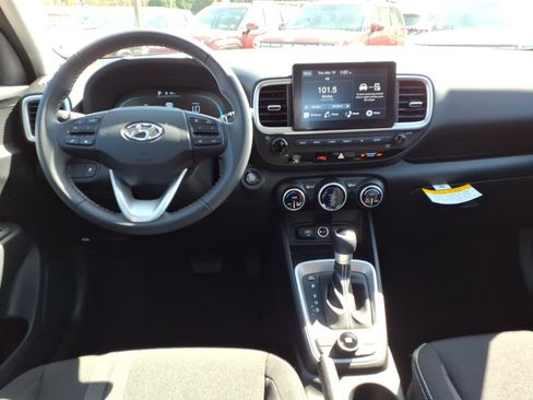 New 2026 Hyundai Venue SEL FWD image 7