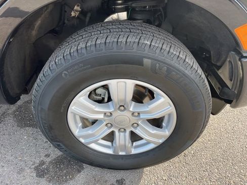 Used 2020 Ford Ranger XLT w/ FX4 Off-Road Package image 18