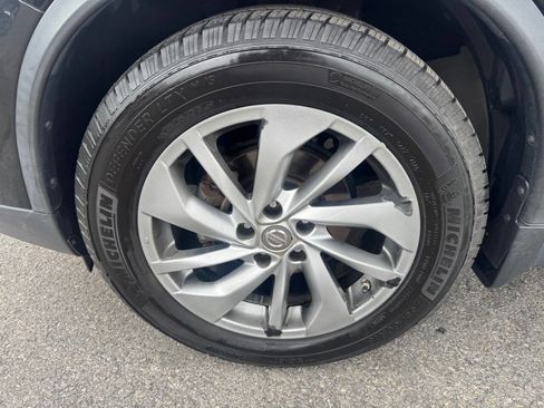 Used 2015 Nissan Rogue SL w/ SL Premium Package FWD image 19