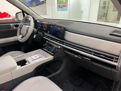 New 2026 Hyundai Santa Fe SE AWD/4WD image 14