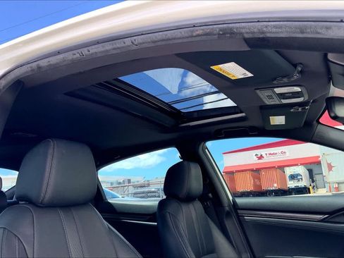 Used 2018 Honda Civic Sport Touring image 30