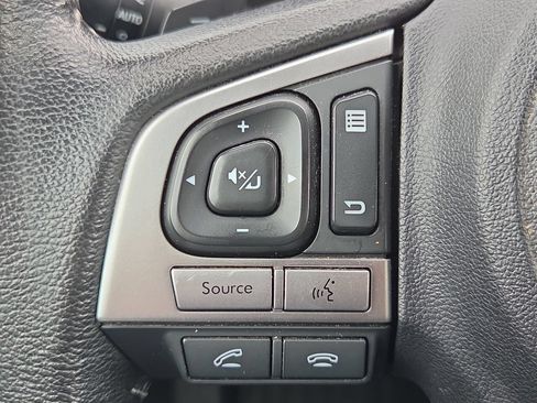 Used 2018 Subaru Forester 2.5i Premium AWD/4WD image 29