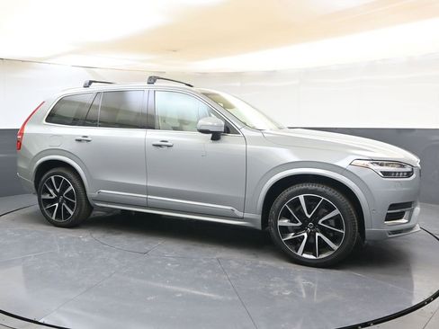 Certified 2024 Volvo XC90 B5 Plus w/ Protection Package Premier image 7
